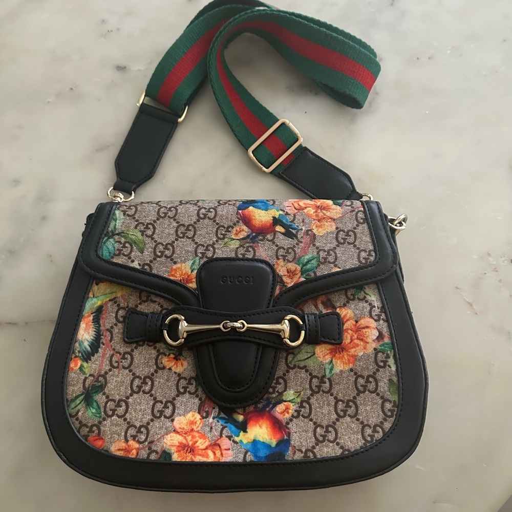 - GG Supreme Monogram Tian Medium Padlock adjustable strap,Shoulder Bag